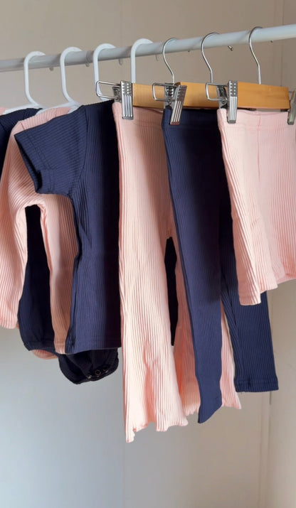 Essentials | Ribbed Leggings | Baby Pink